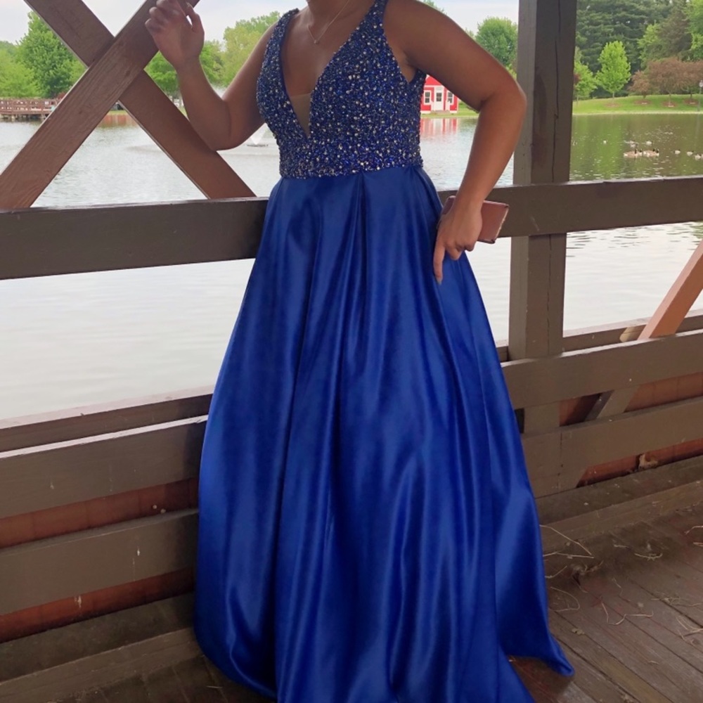 Prom Dress - Picture 2 of 2